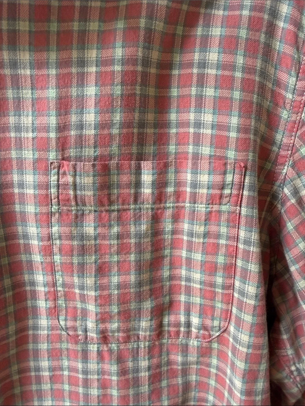 Faherty Organic Cotton Button up Shirt Size L - Picture 4 of 6